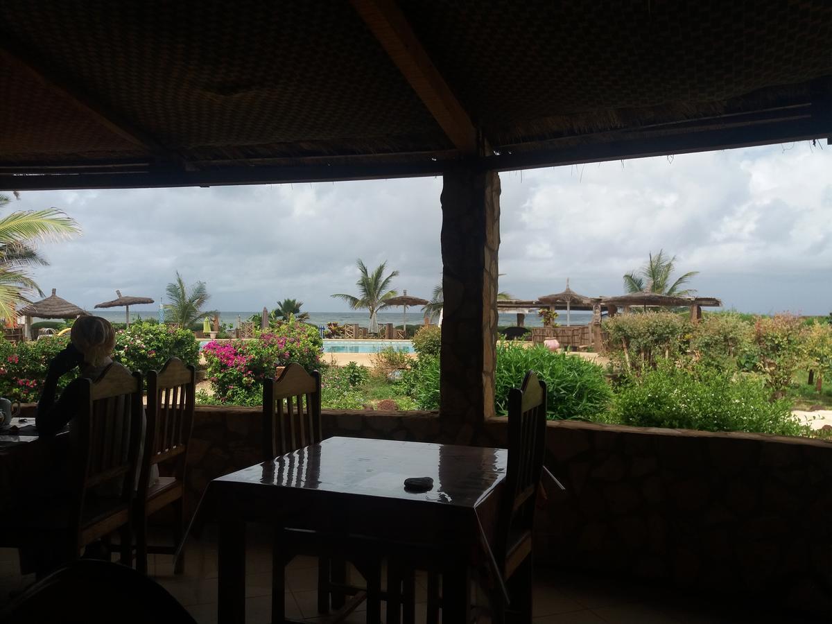 Terre D'Afrique Hotel Popenguine Exterior photo